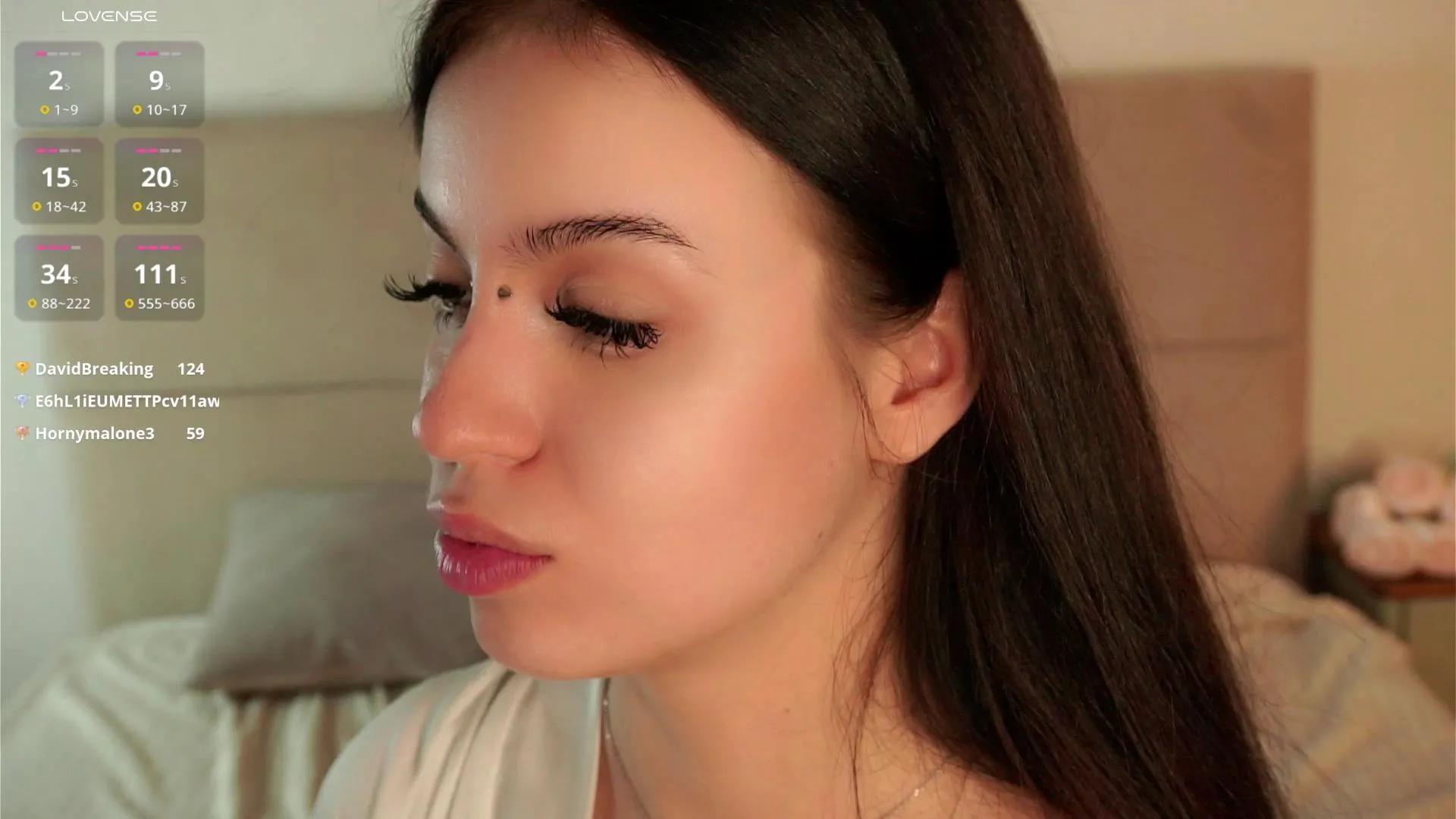 Offline MaxineDeman on Cam4