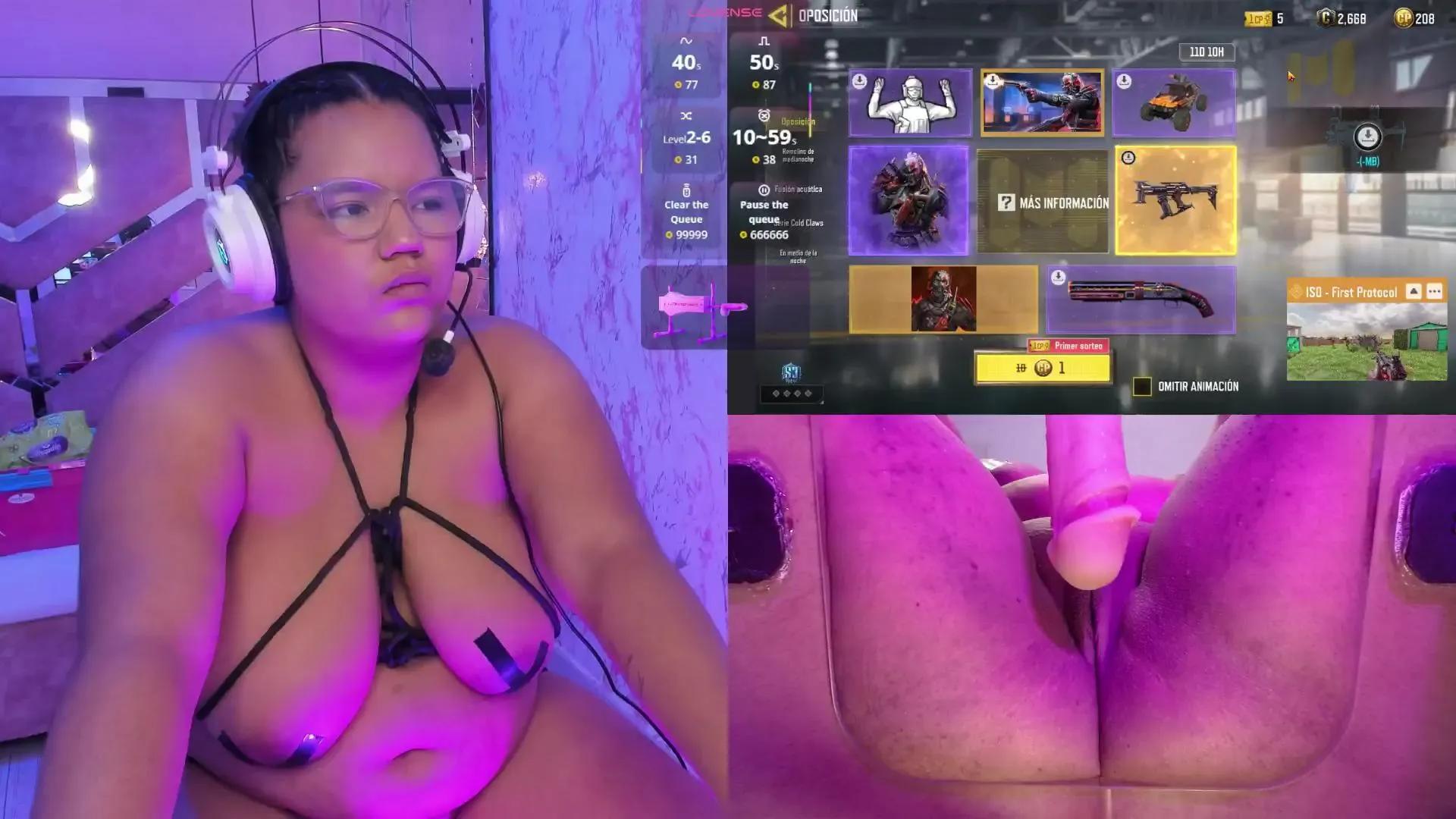 Offline MhiaRey on Cam4