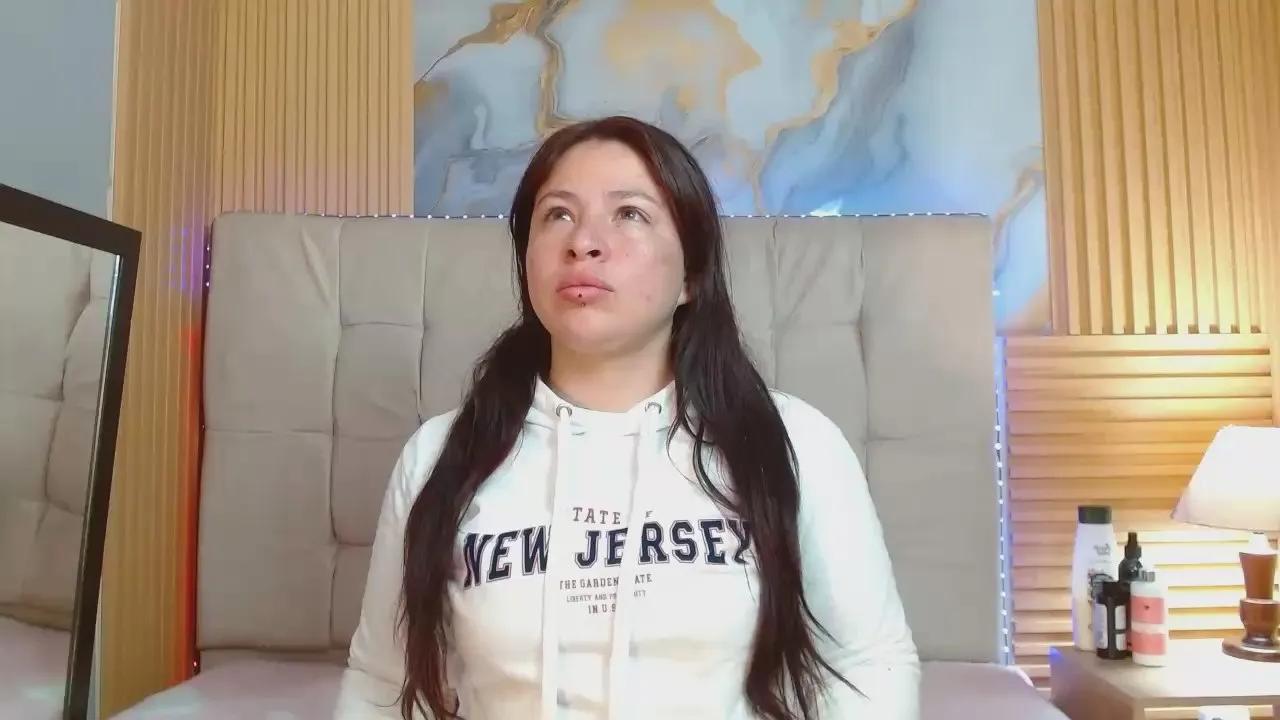 Offline miadoll303av on Cam4