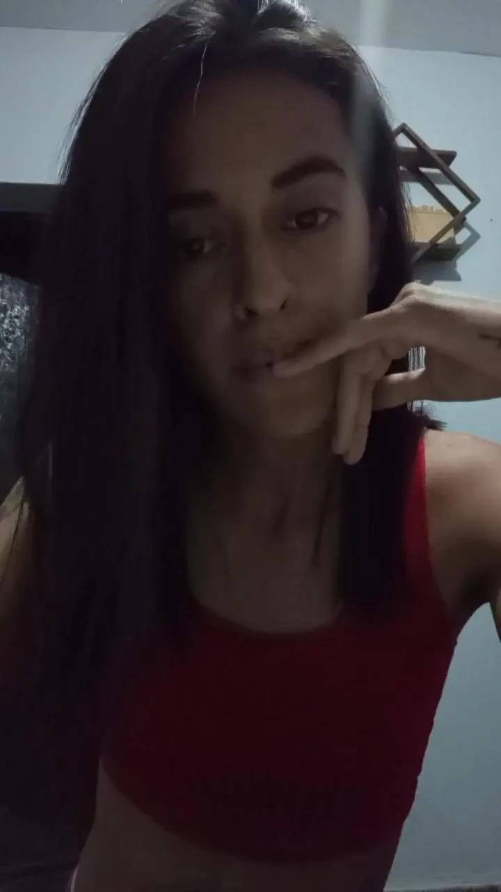 Offline mica241 on Cam4