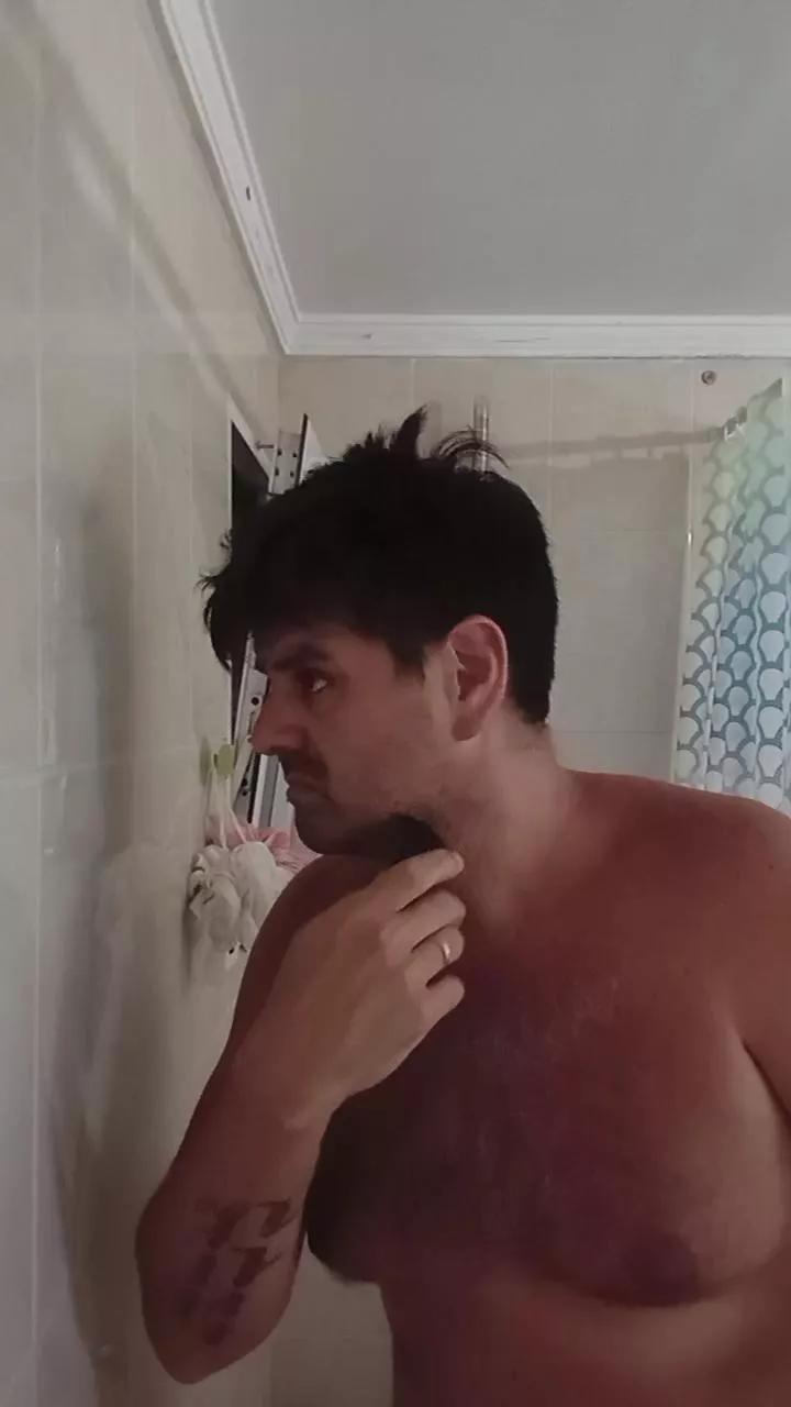 Offline Micho_tito_ on Cam4