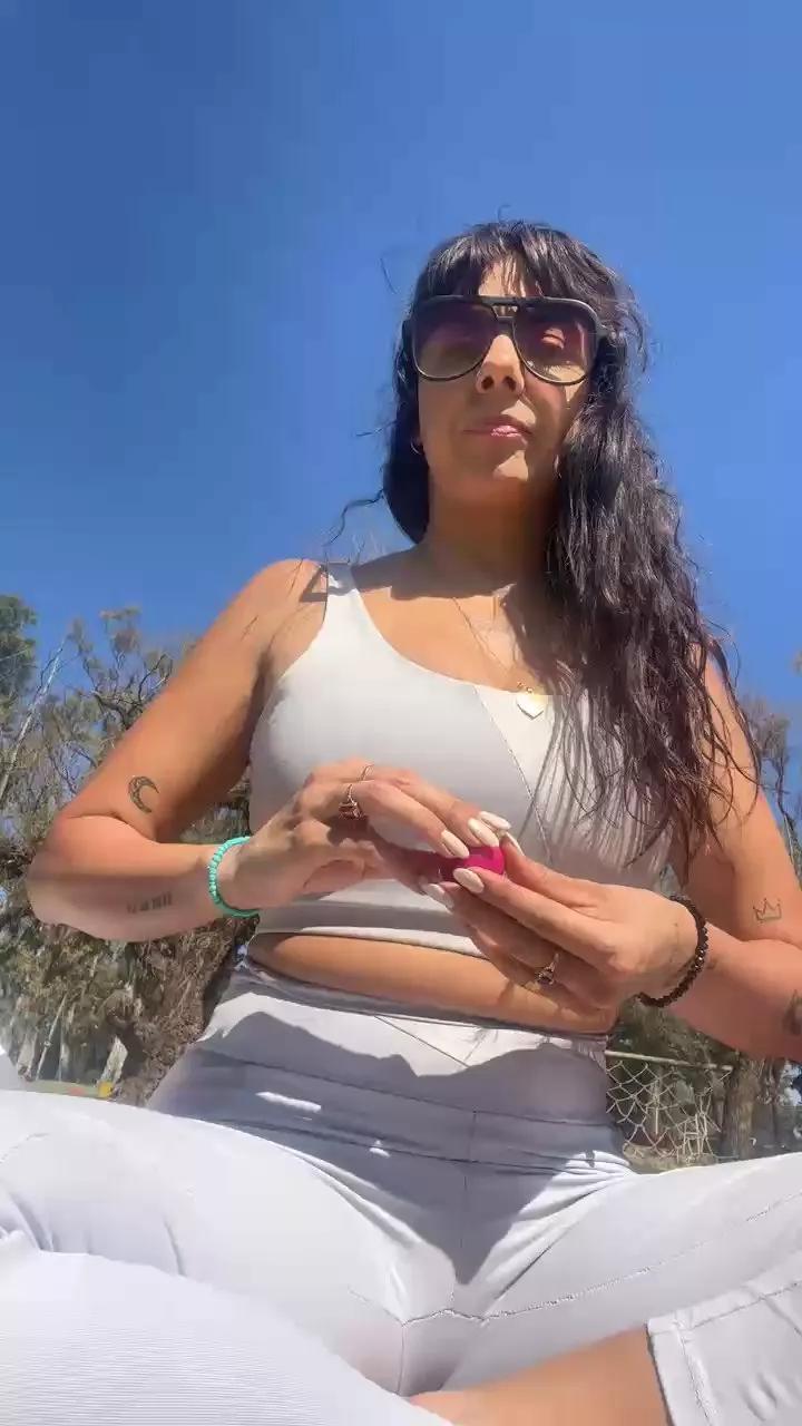 Offline mickystrumia23 on Cam4