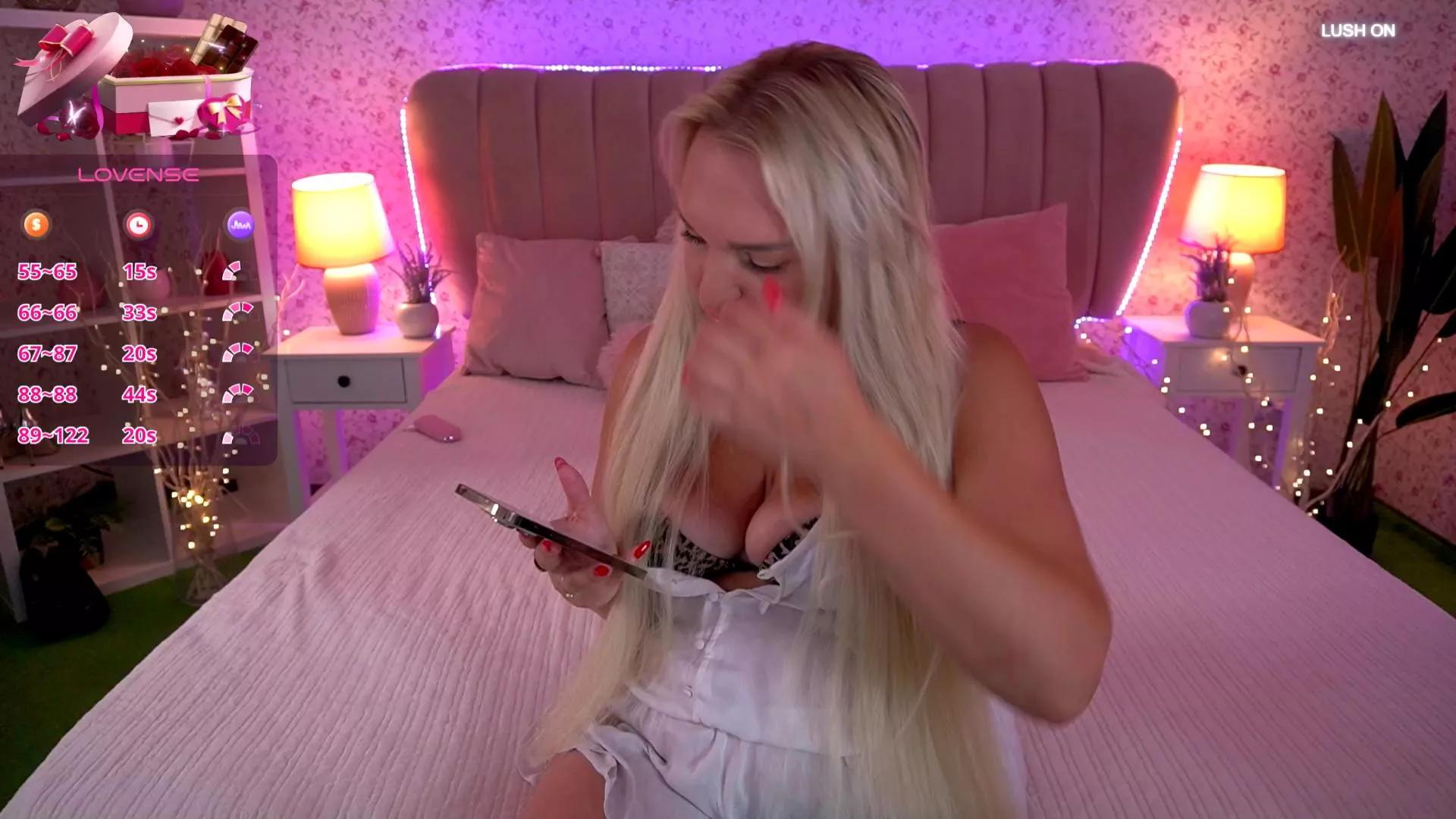 Offline MissMissyy on Cam4