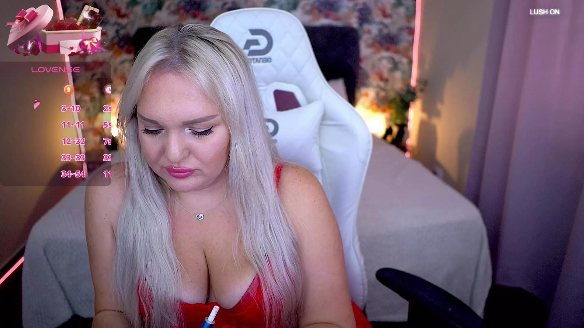 Offline MissMissyy on Cam4