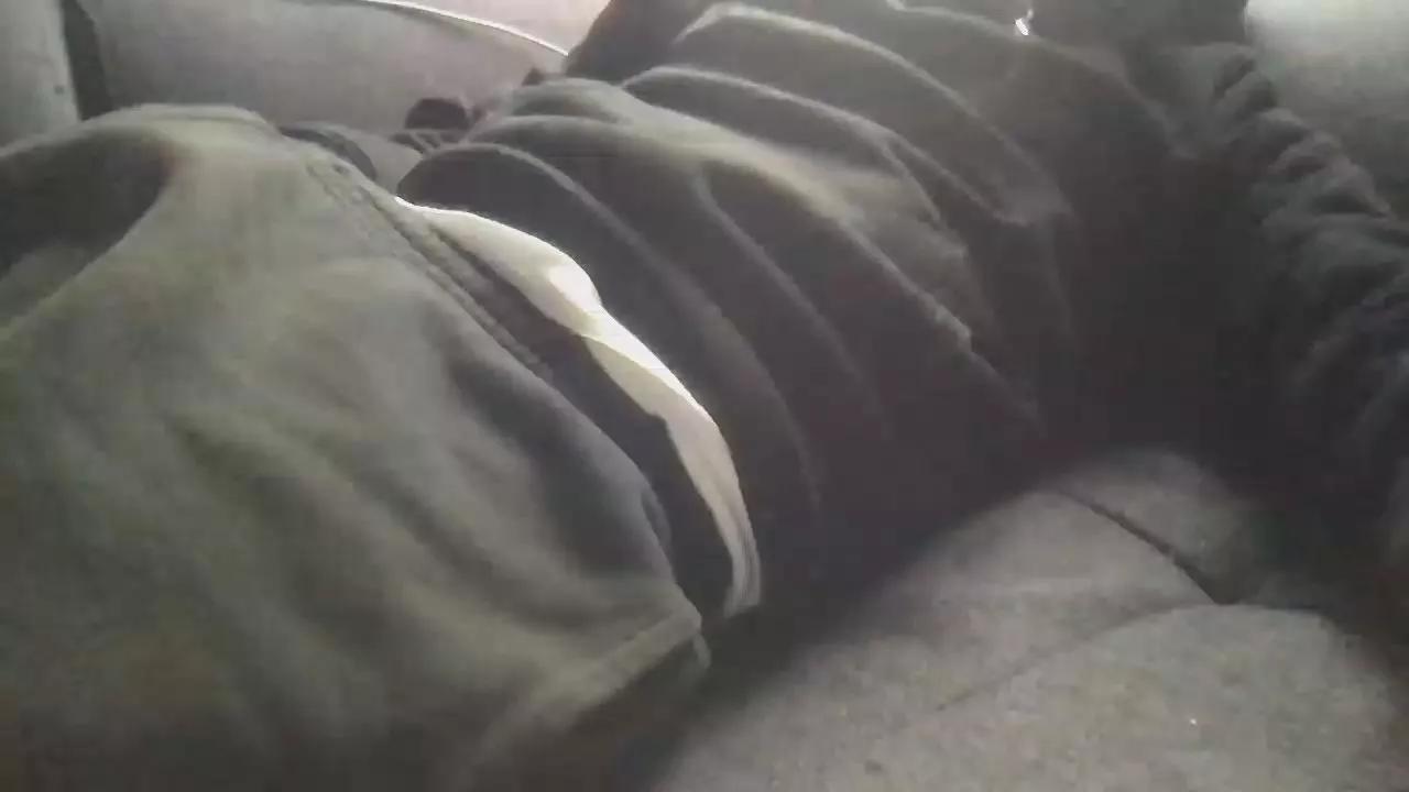 Offline Mr_02_93 on Cam4