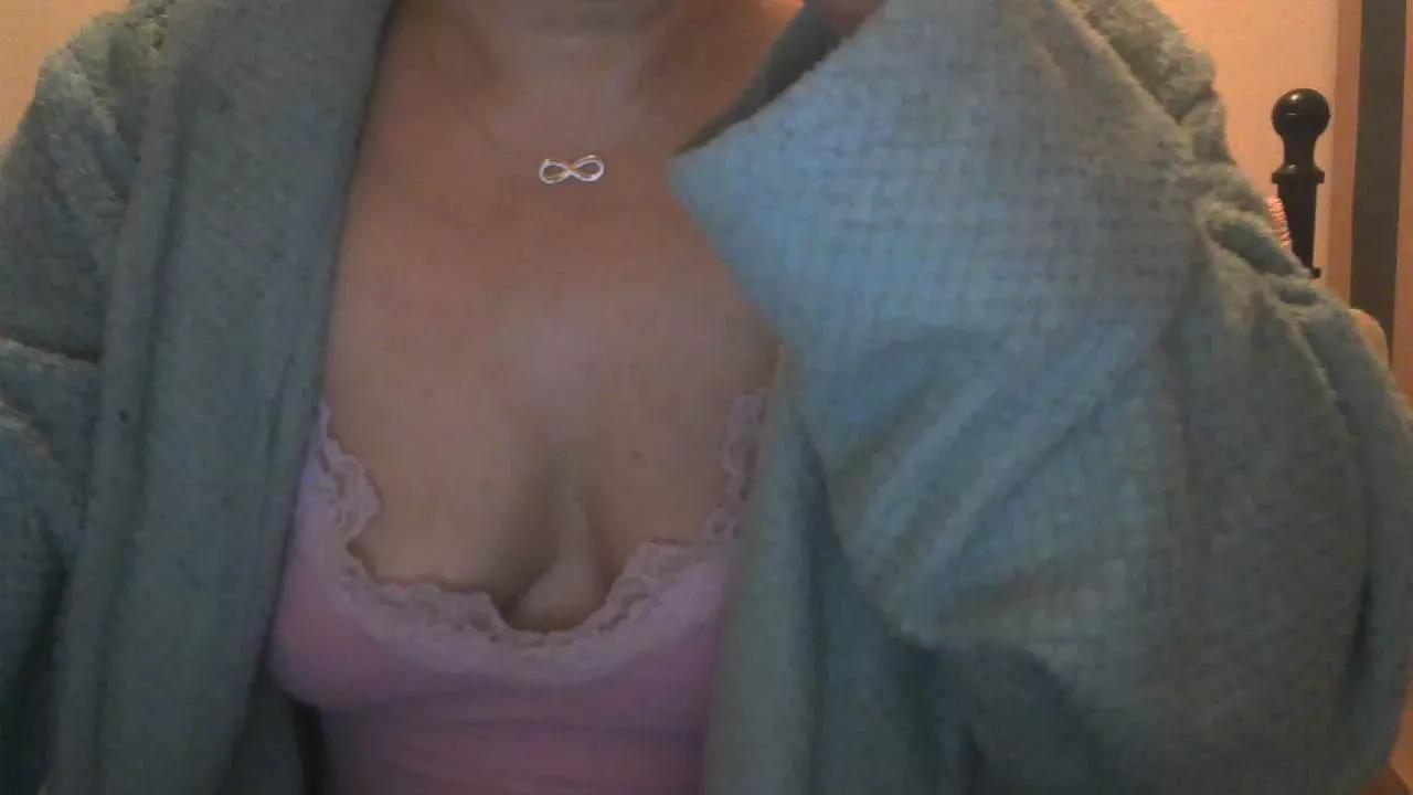 Offline myass4all on Cam4