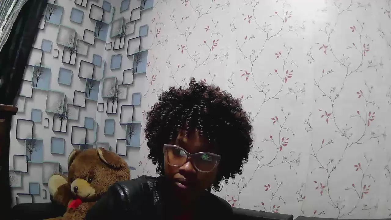 Offline Nathalielock on Cam4