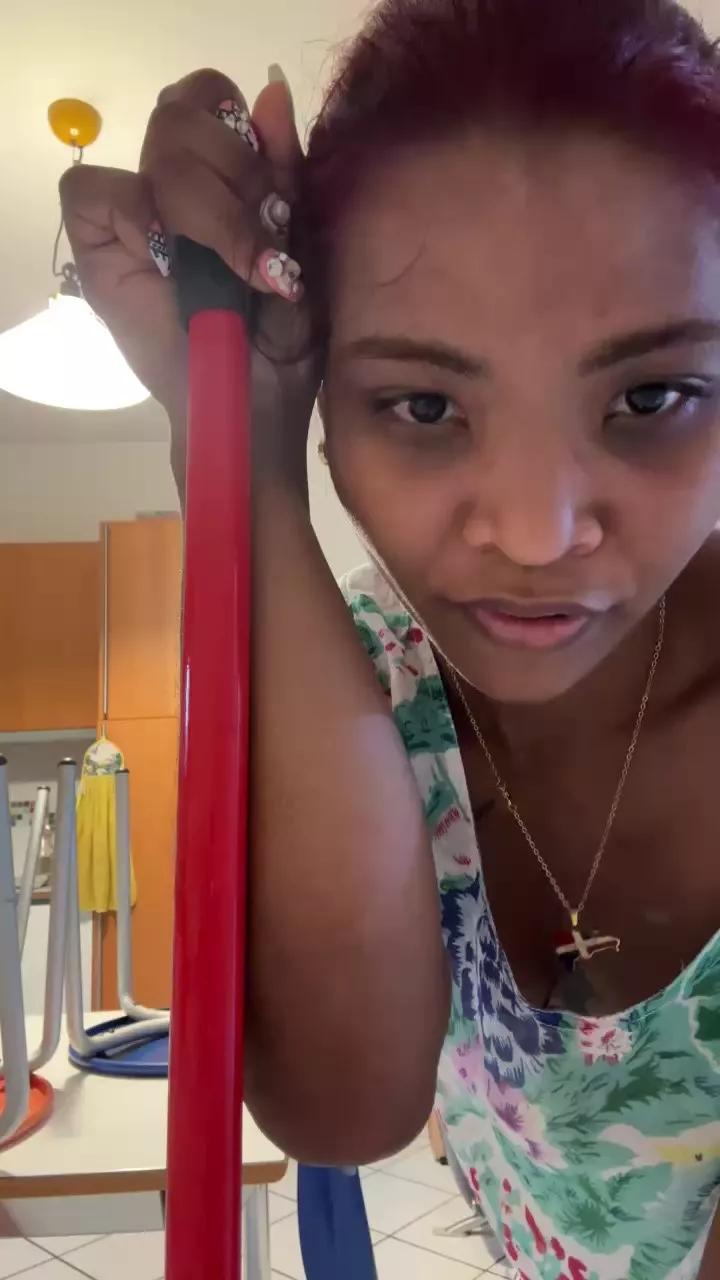 Offline naya_love on Cam4