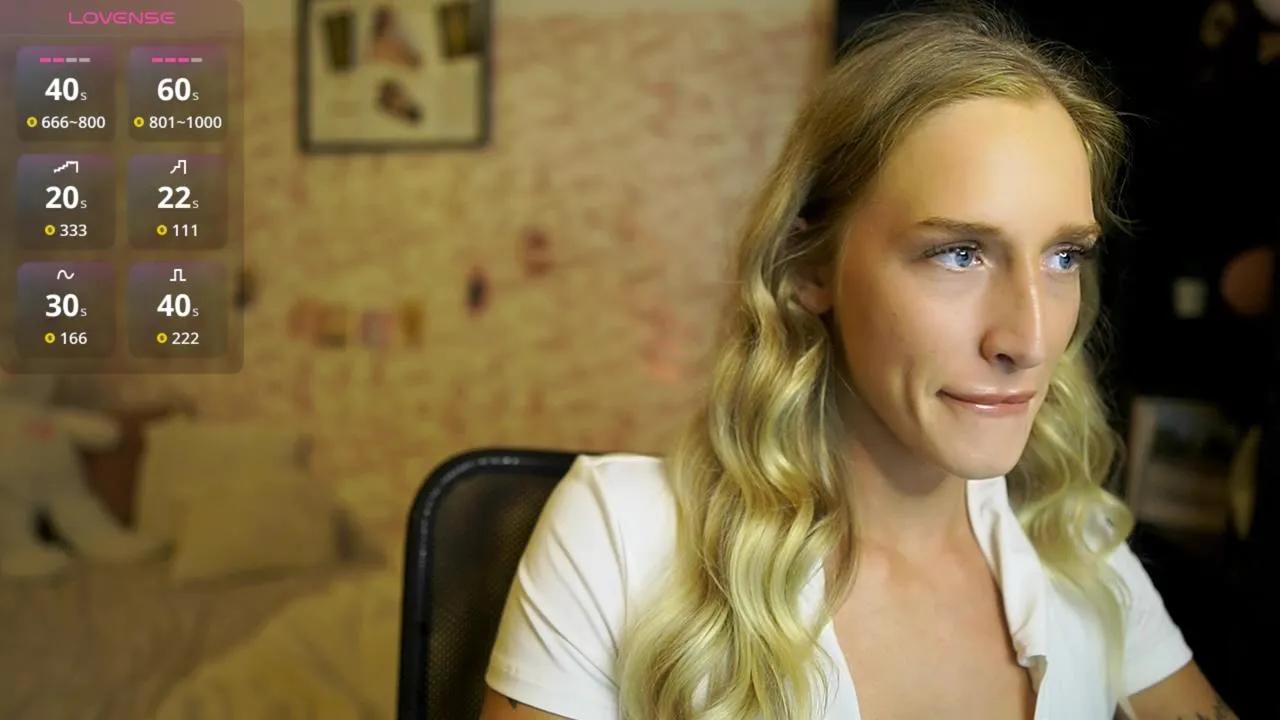 Offline Nicolette__Shea on Cam4