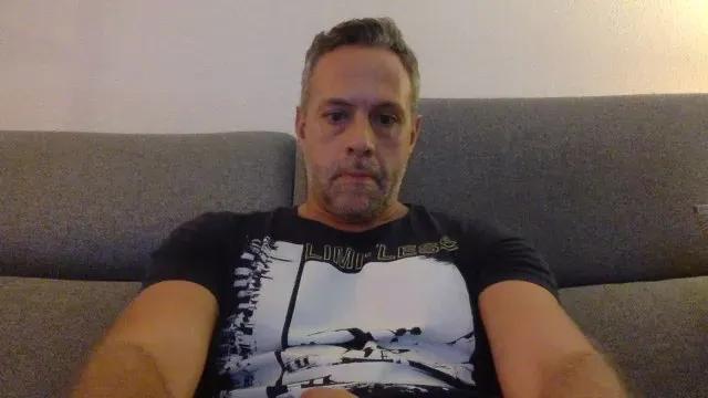 Offline omarbig88 on Cam4