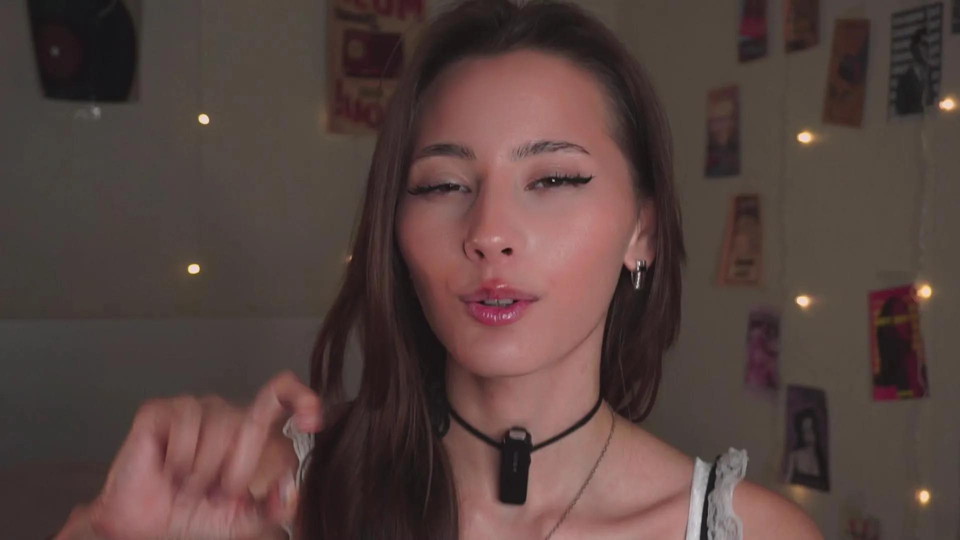 Offline PetulaDryer on Cam4