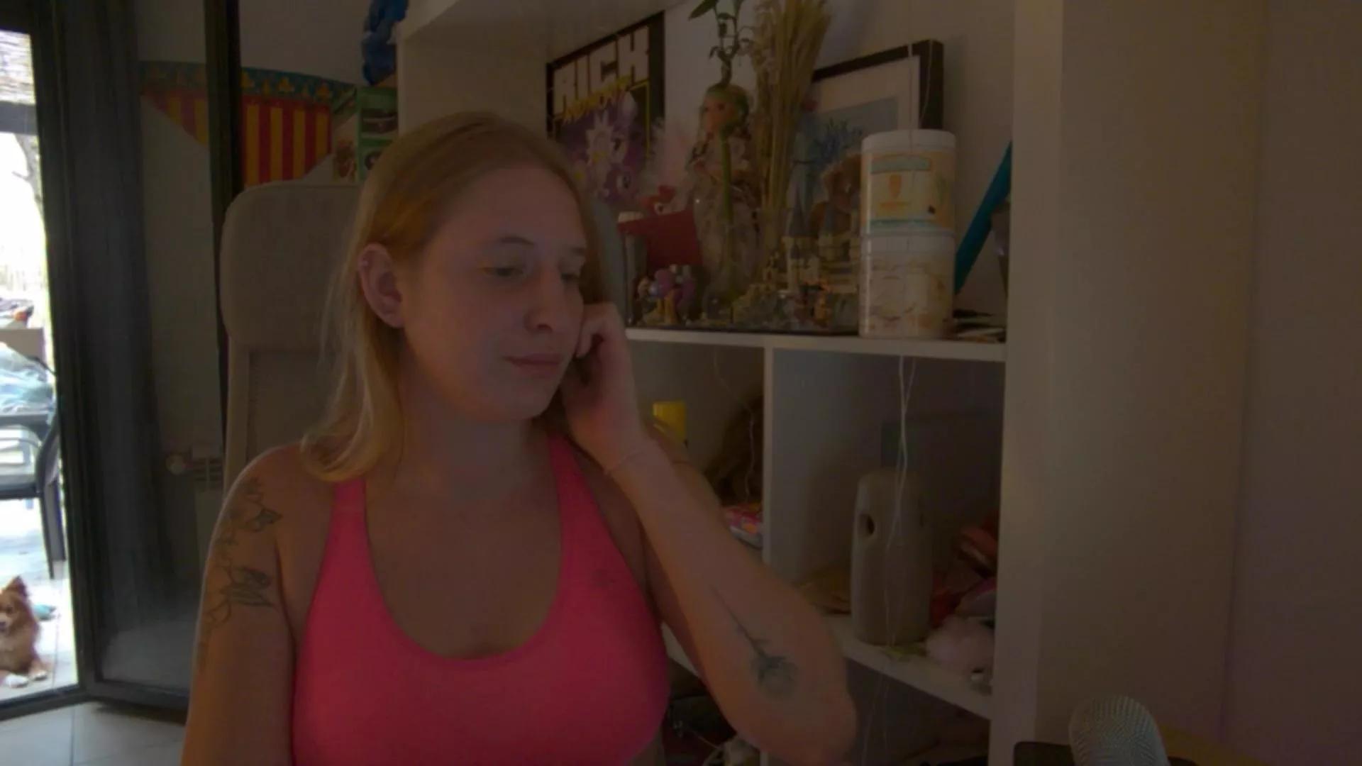 Offline pinkladyx2 on Cam4