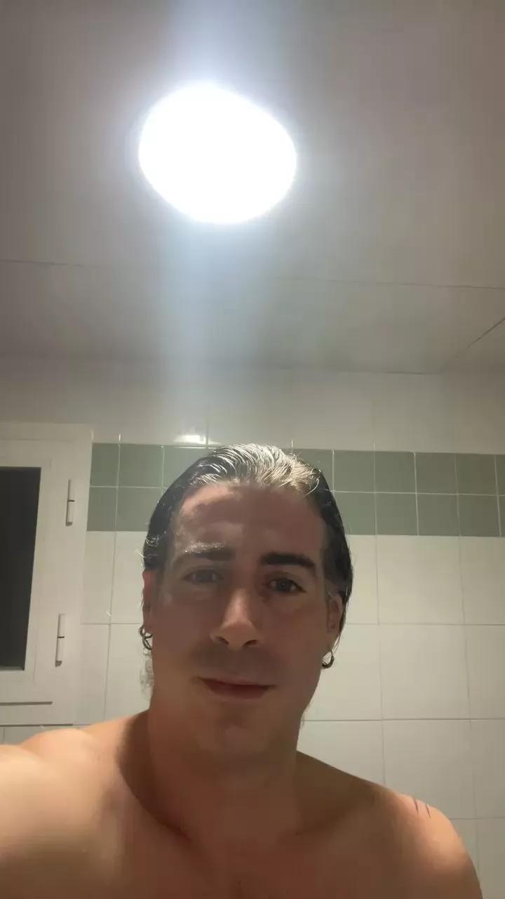 Offline Pollon29_cm on Cam4