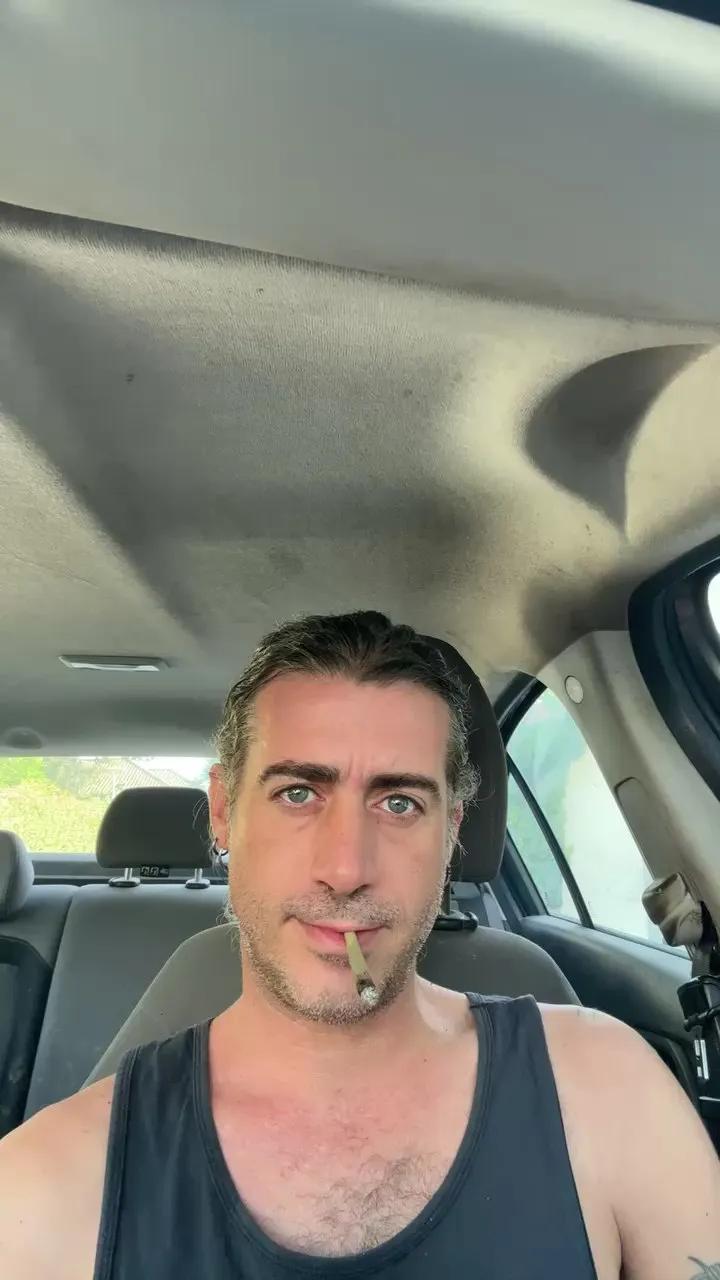 Offline Pollon29_cm on Cam4