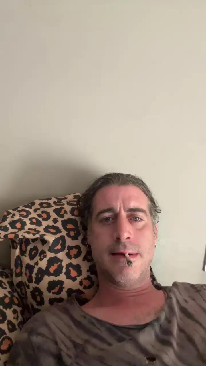 Offline Pollon29_cm on Cam4