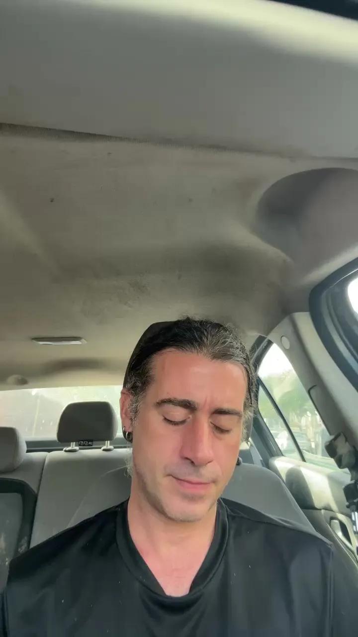 Offline Pollon29_cm on Cam4