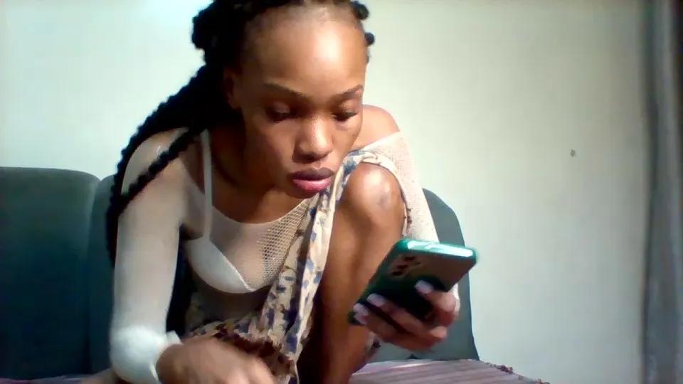 Offline pretty254 on Cam4