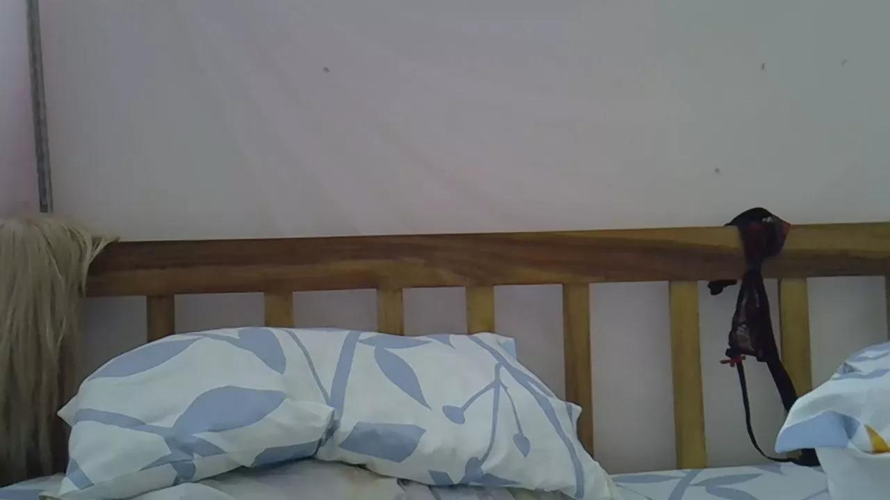 Offline Prettypesh on Cam4