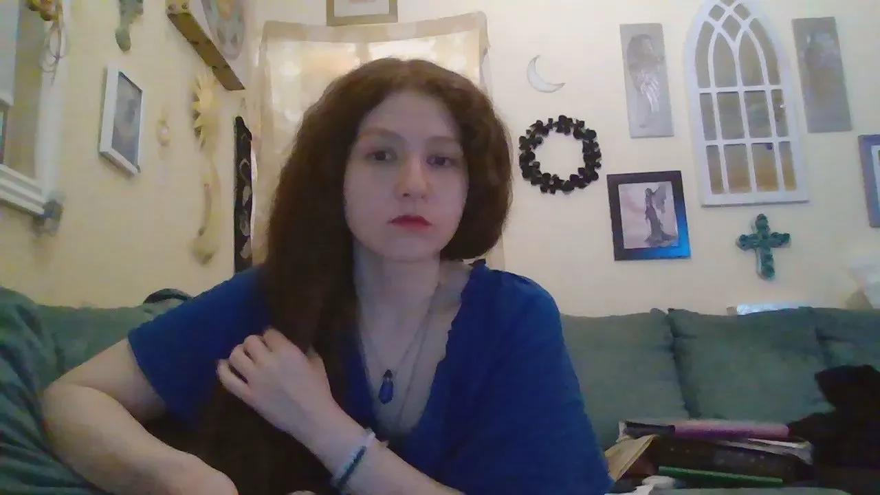 Offline QueenCrimson on Cam4