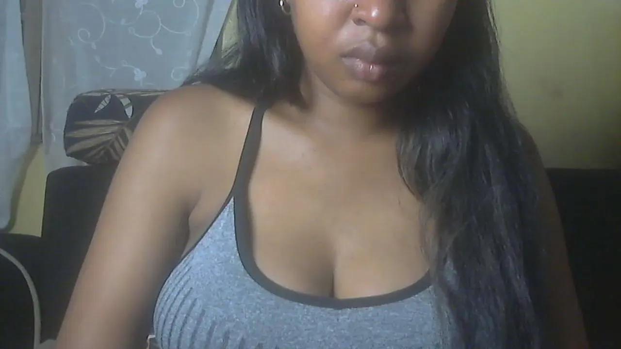 Offline queenihot on Cam4