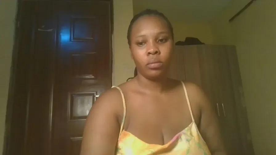 Avatar of Queenlily25