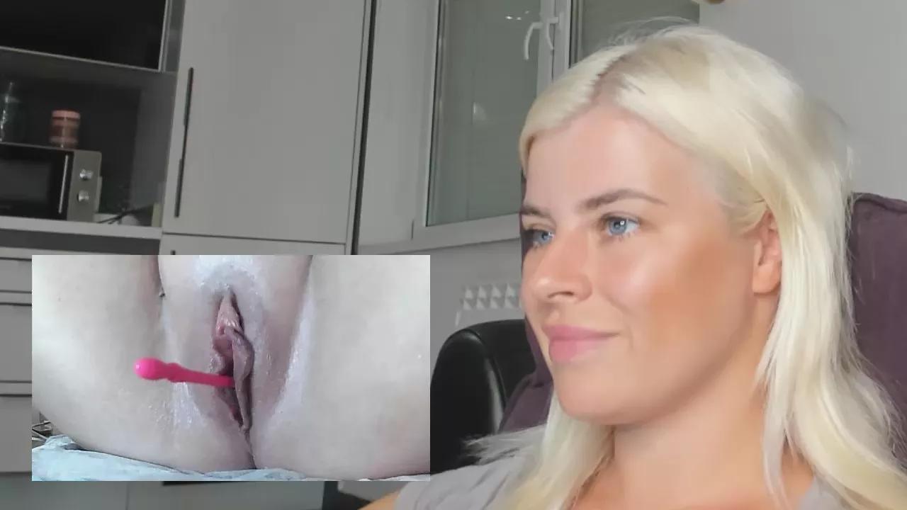 Offline queenofthenight on Cam4