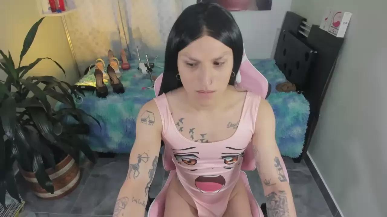 Offline QueenRamona_Hot on Cam4