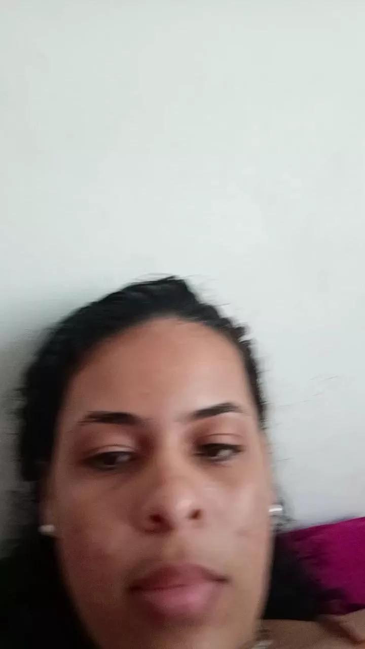 Offline Rayaneolliver on Cam4