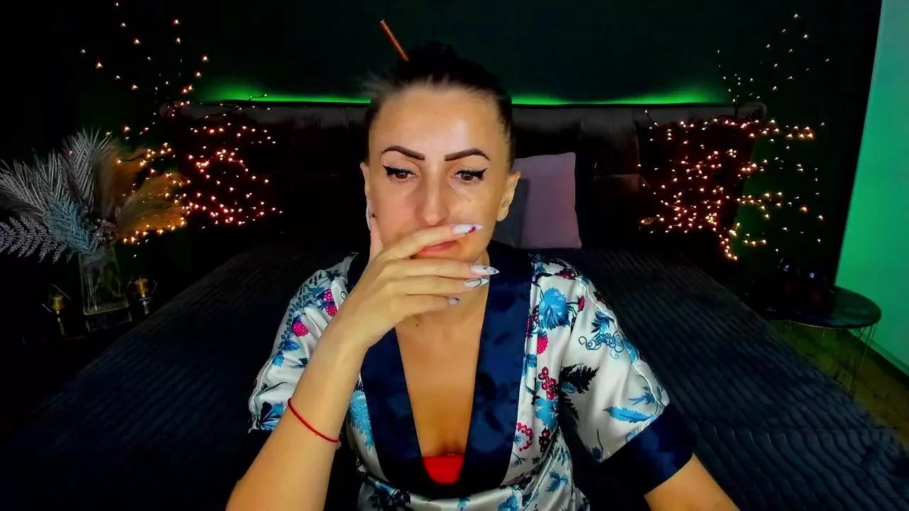 Offline Rebeca_Diamond on Cam4