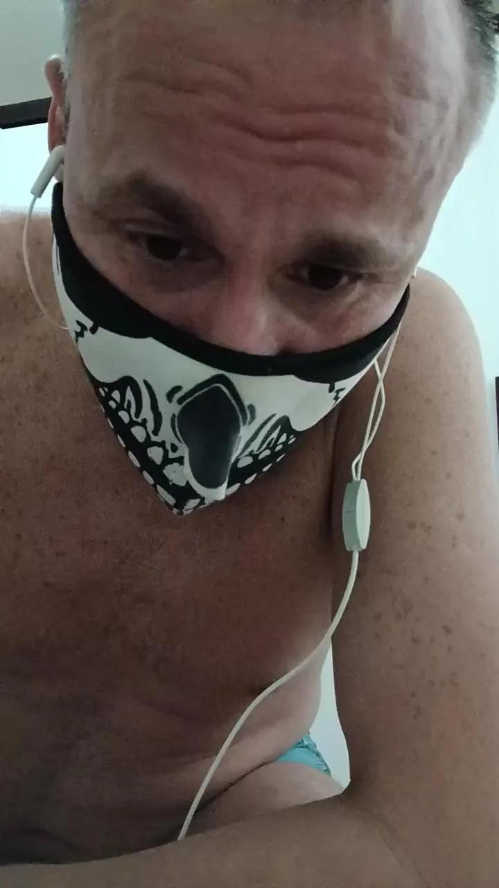 Offline rj31 on Cam4
