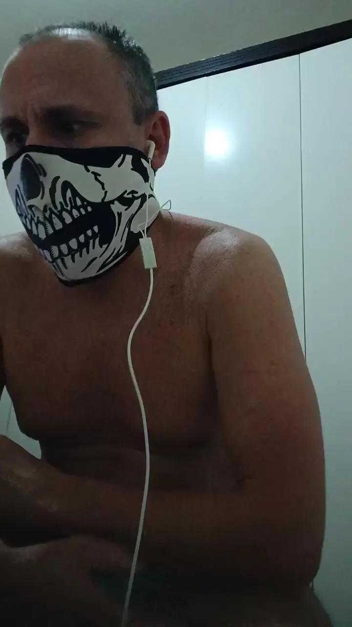 Offline rj31 on Cam4