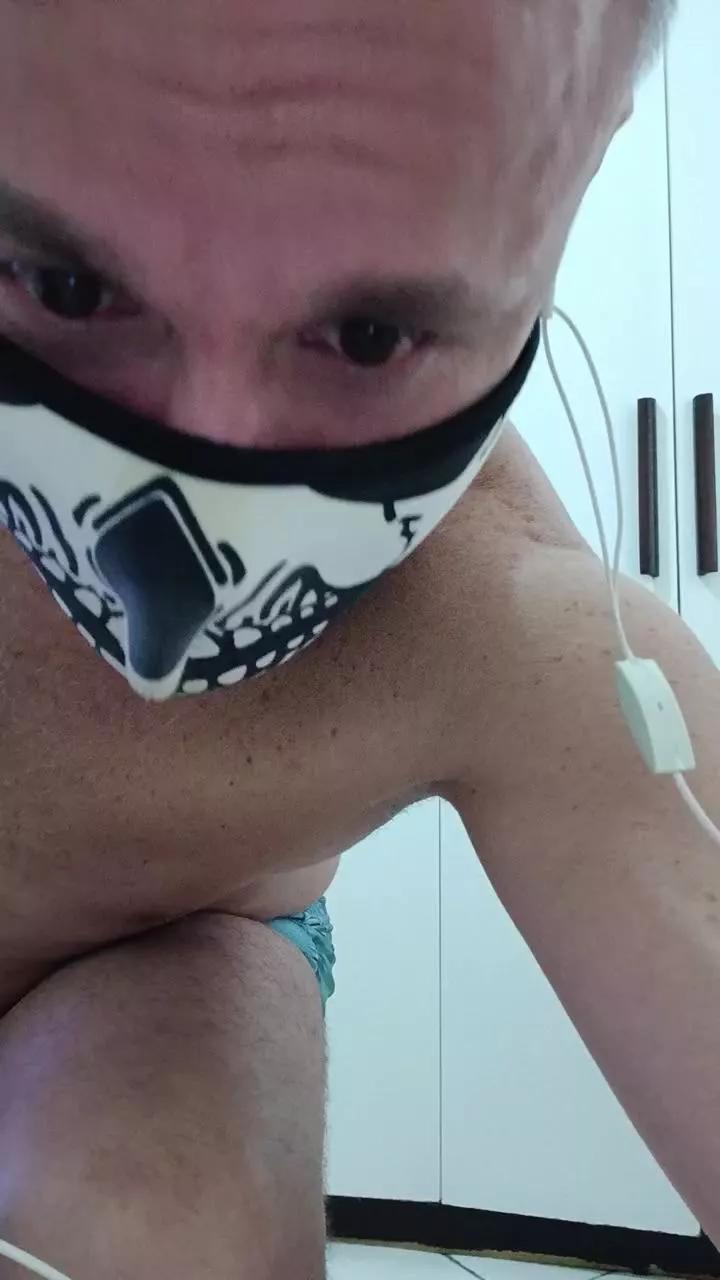 Offline rj31 on Cam4