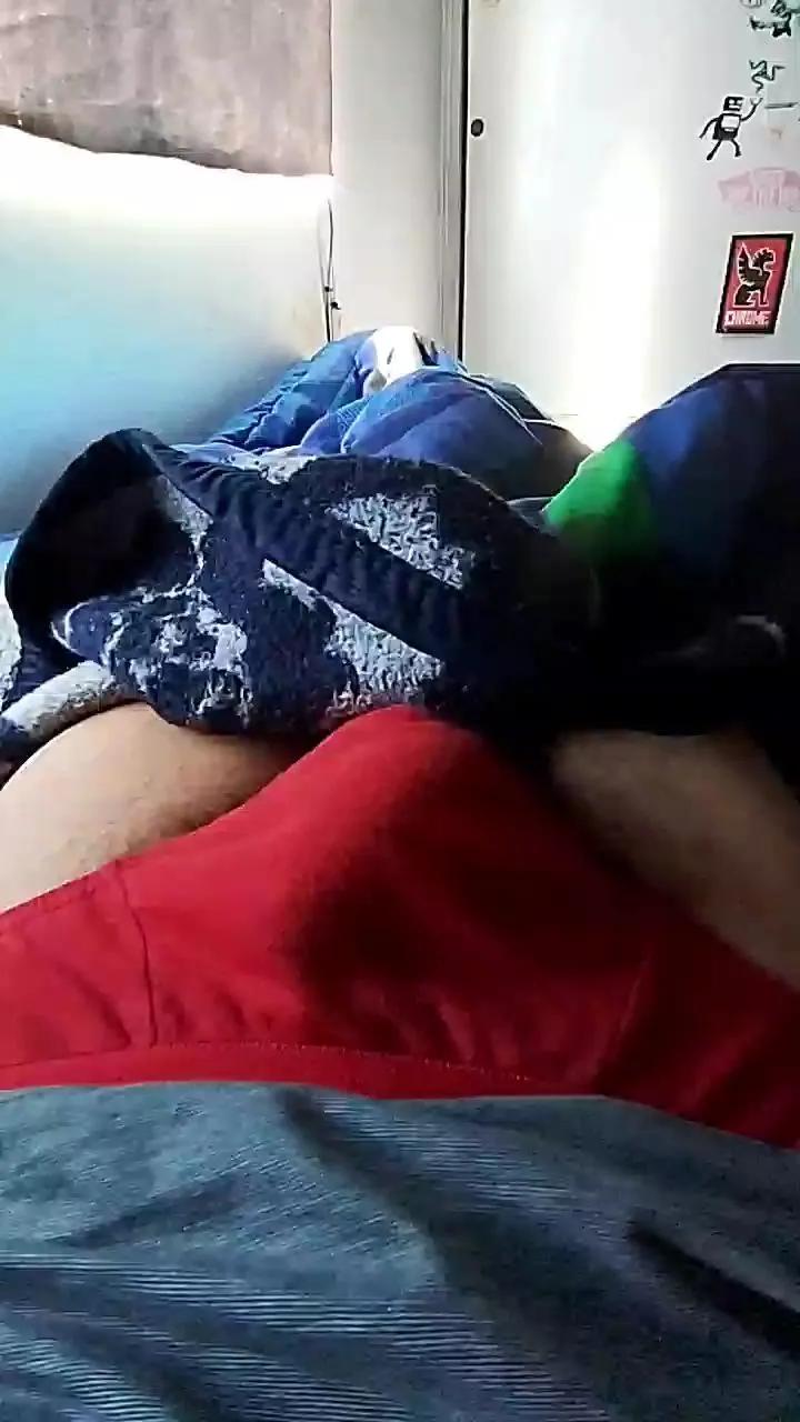 Offline rodovlaz on Cam4