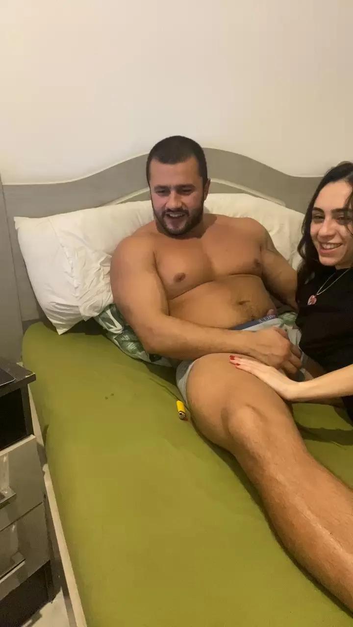 Offline Romaninhoo on Cam4