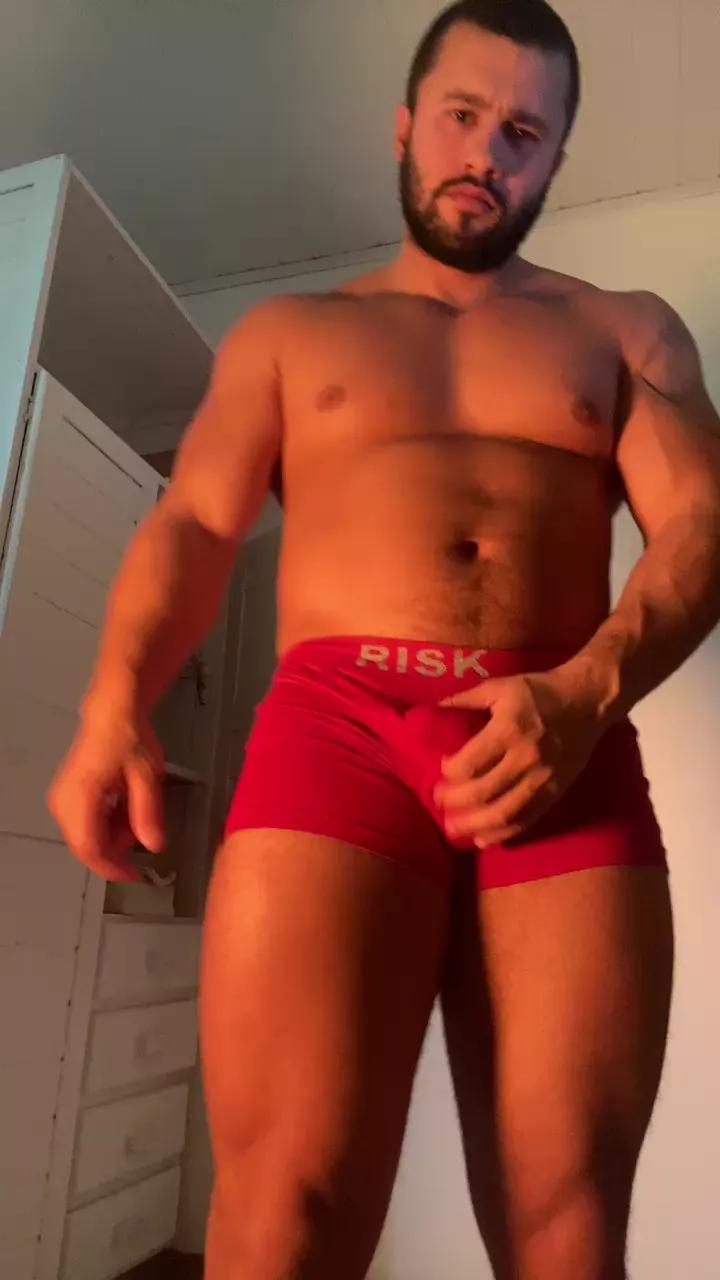 Offline Romaninhoo on Cam4