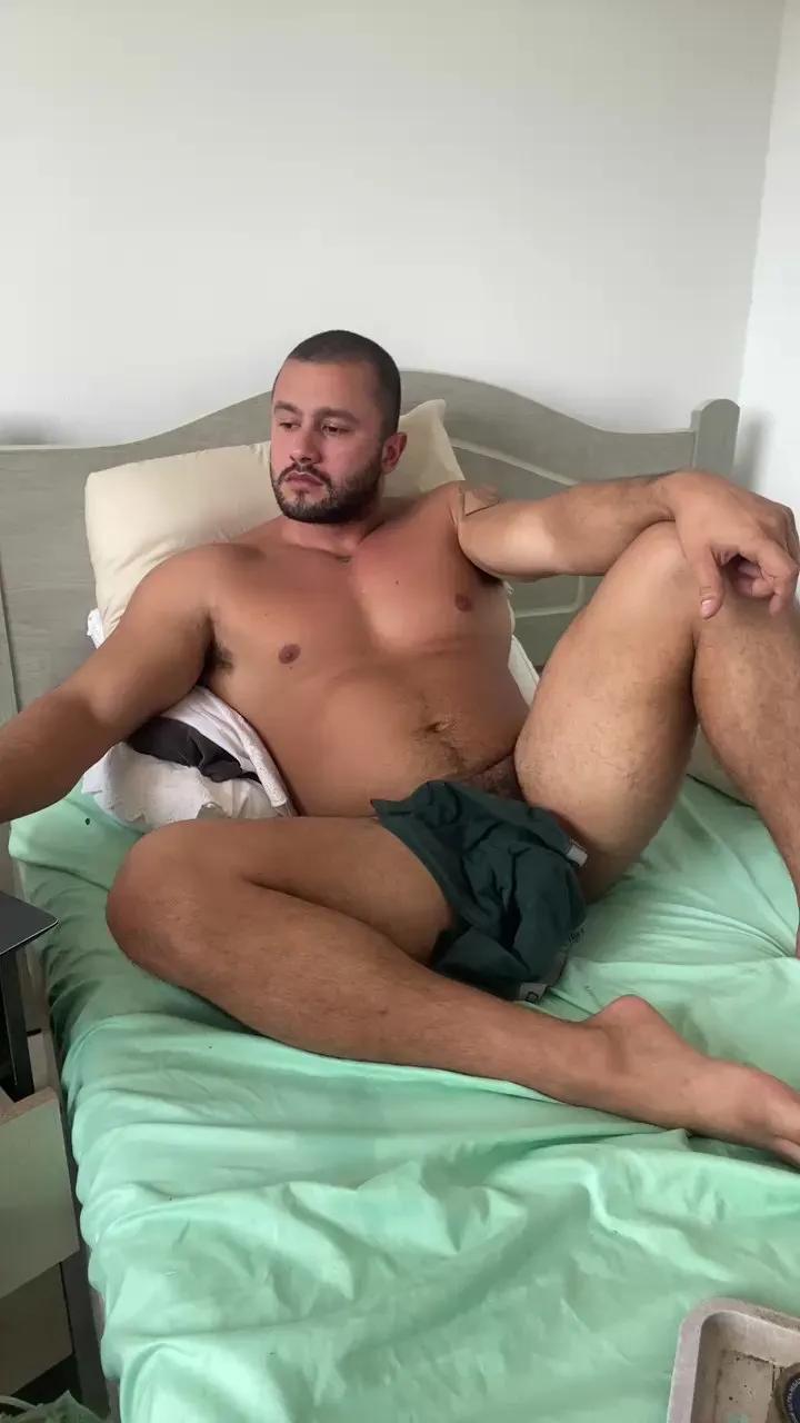 Offline Romaninhoo on Cam4