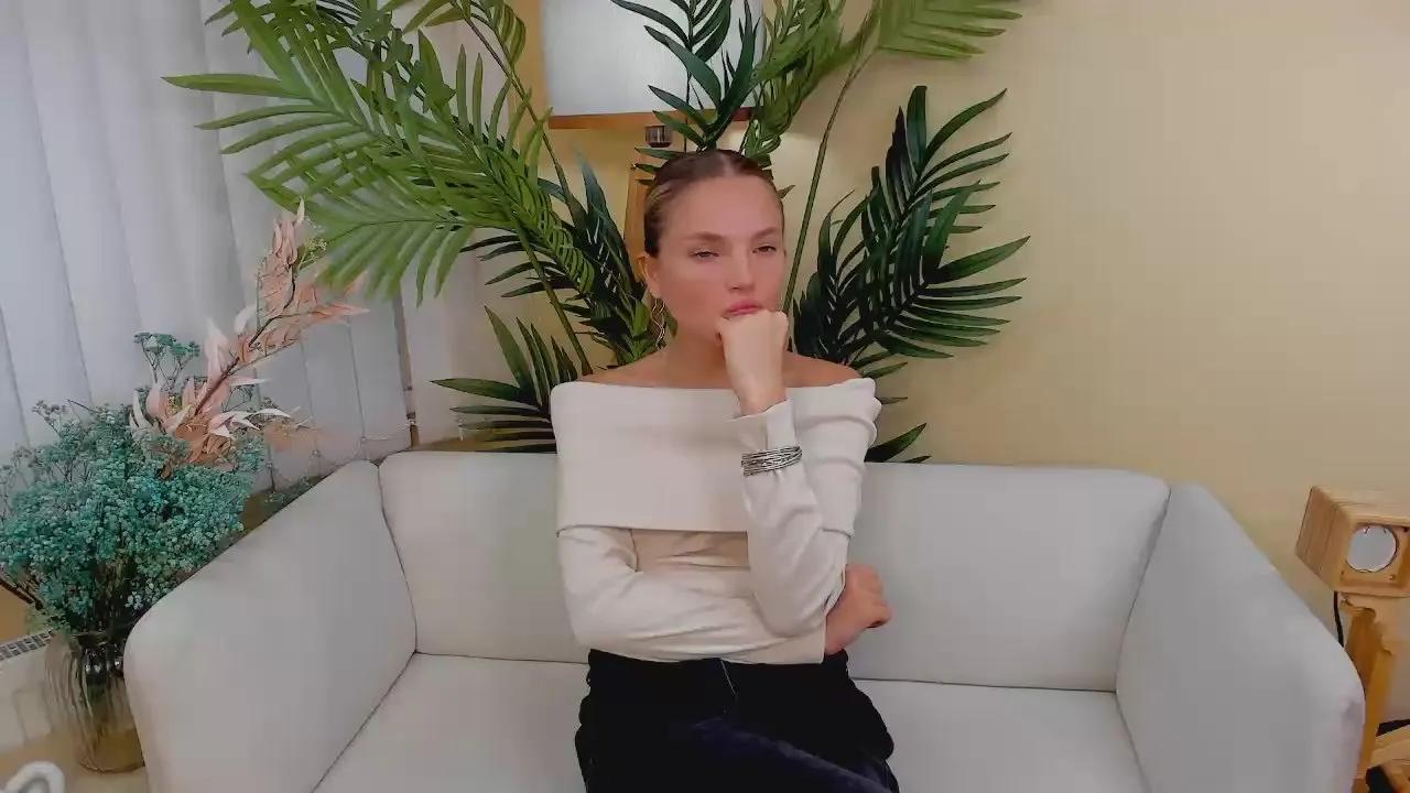 Offline RondaPattyre on Cam4