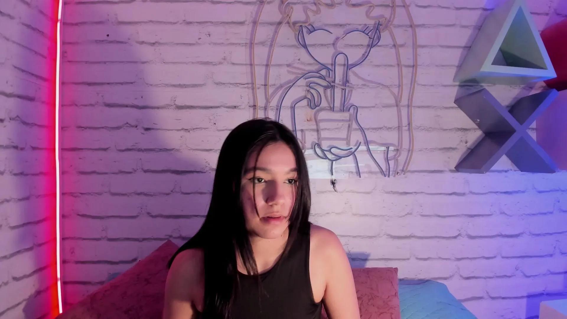 Offline Ruby_Janee on Cam4