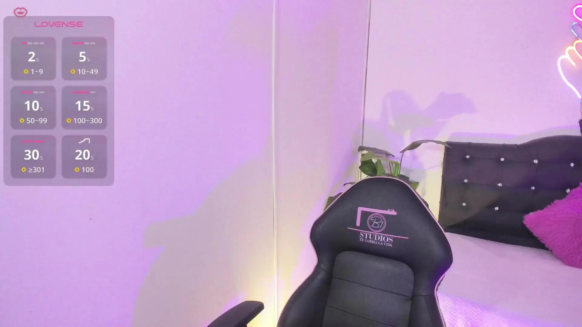 Offline SAAYA_TAY on Cam4