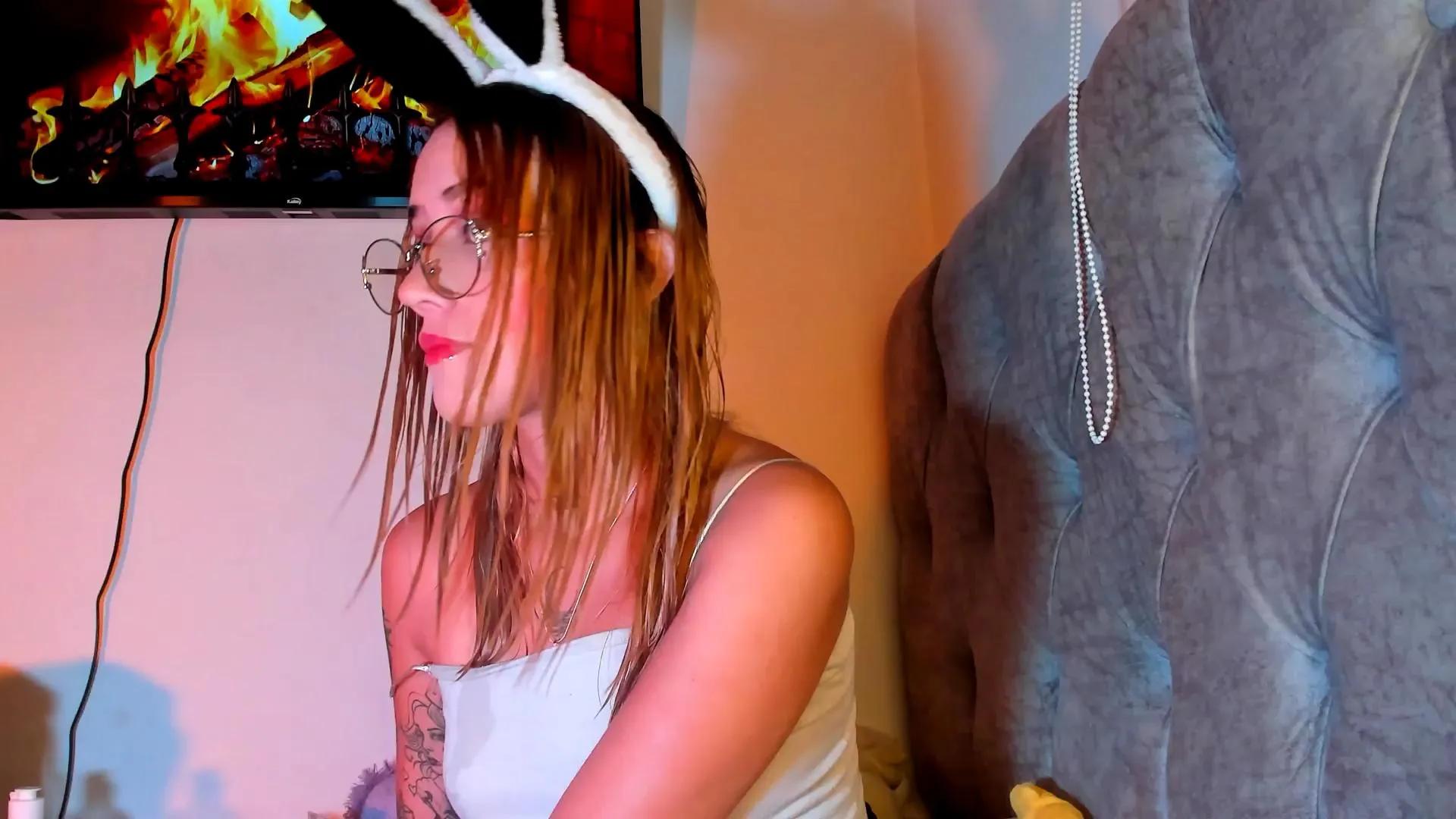 Offline Sabrina_Cole on Cam4