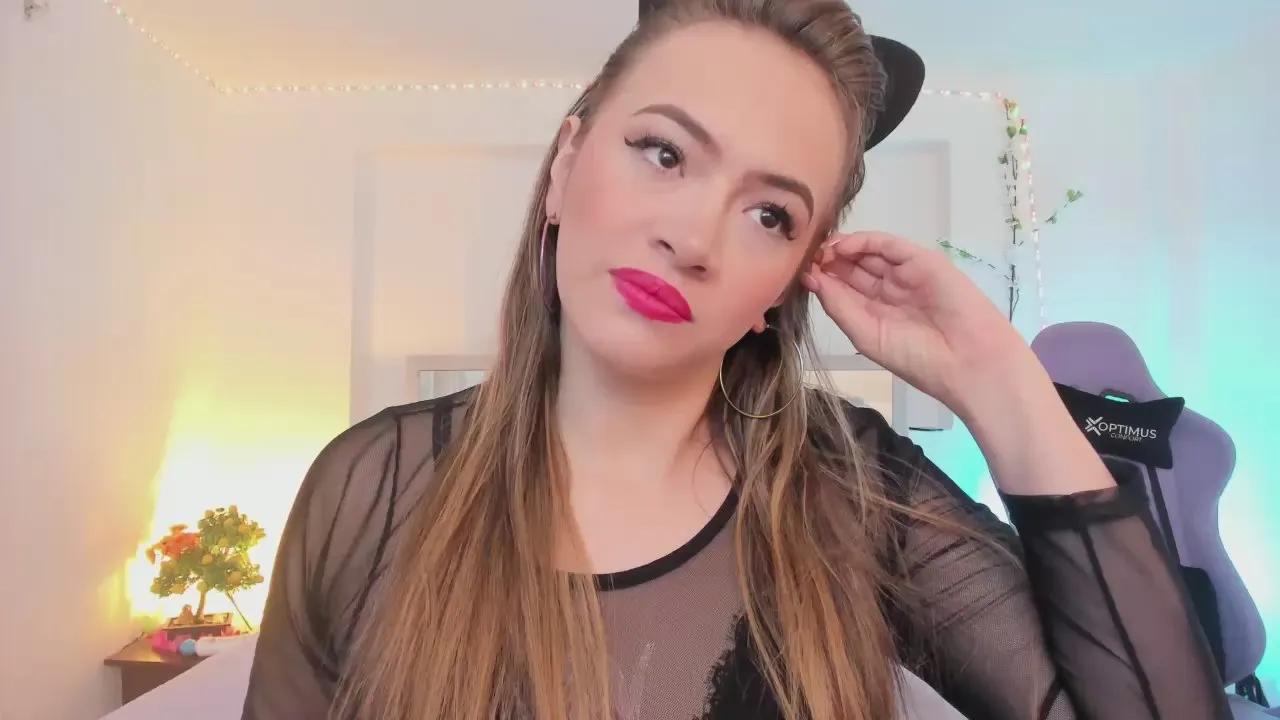 Offline Samantarobertts on Cam4