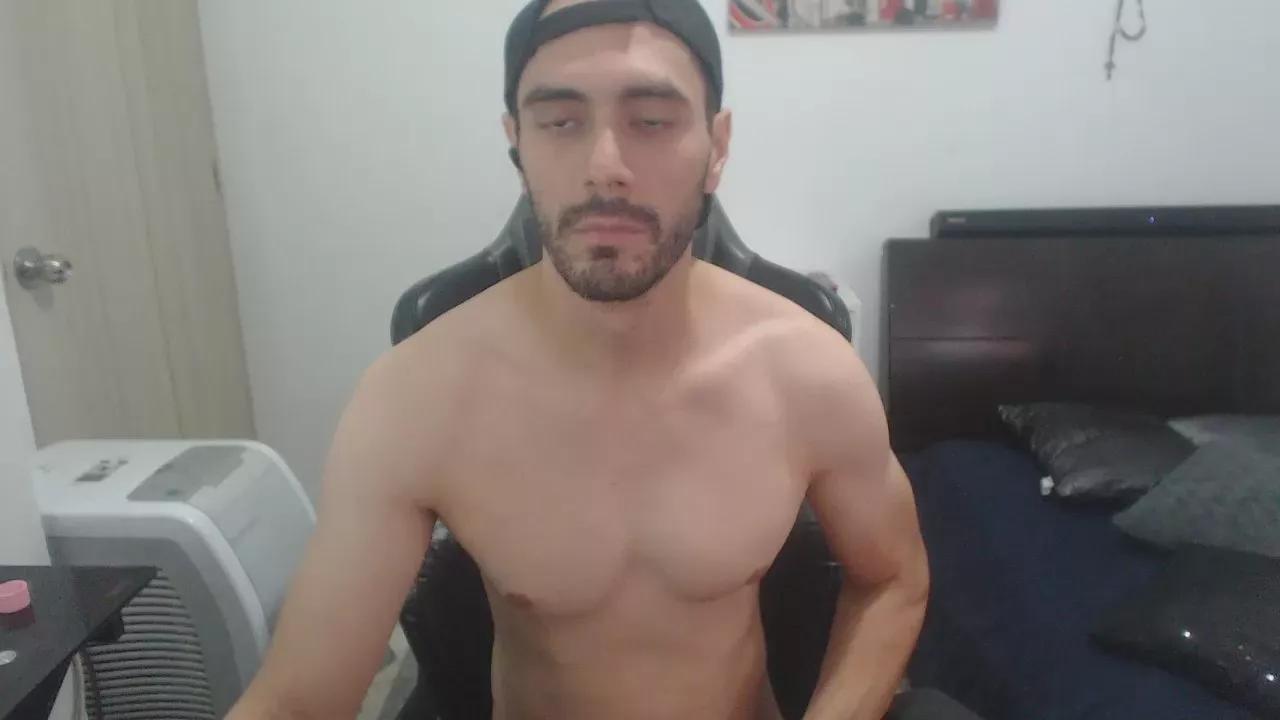 Offline samuelgarcia_ on Cam4