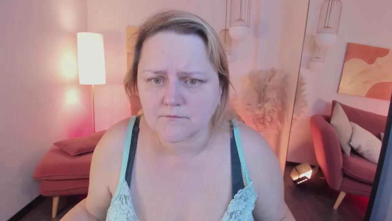 Offline ScarlettSoft on Cam4