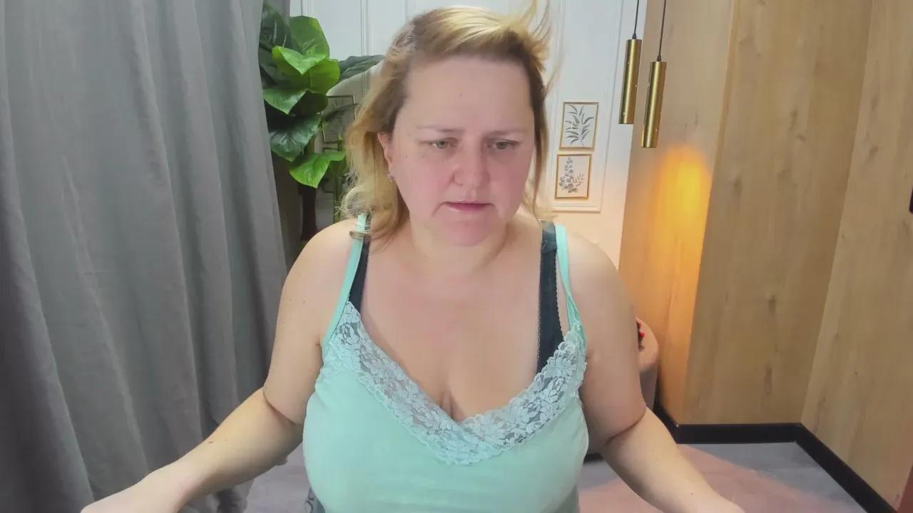 Offline ScarlettSoft on Cam4