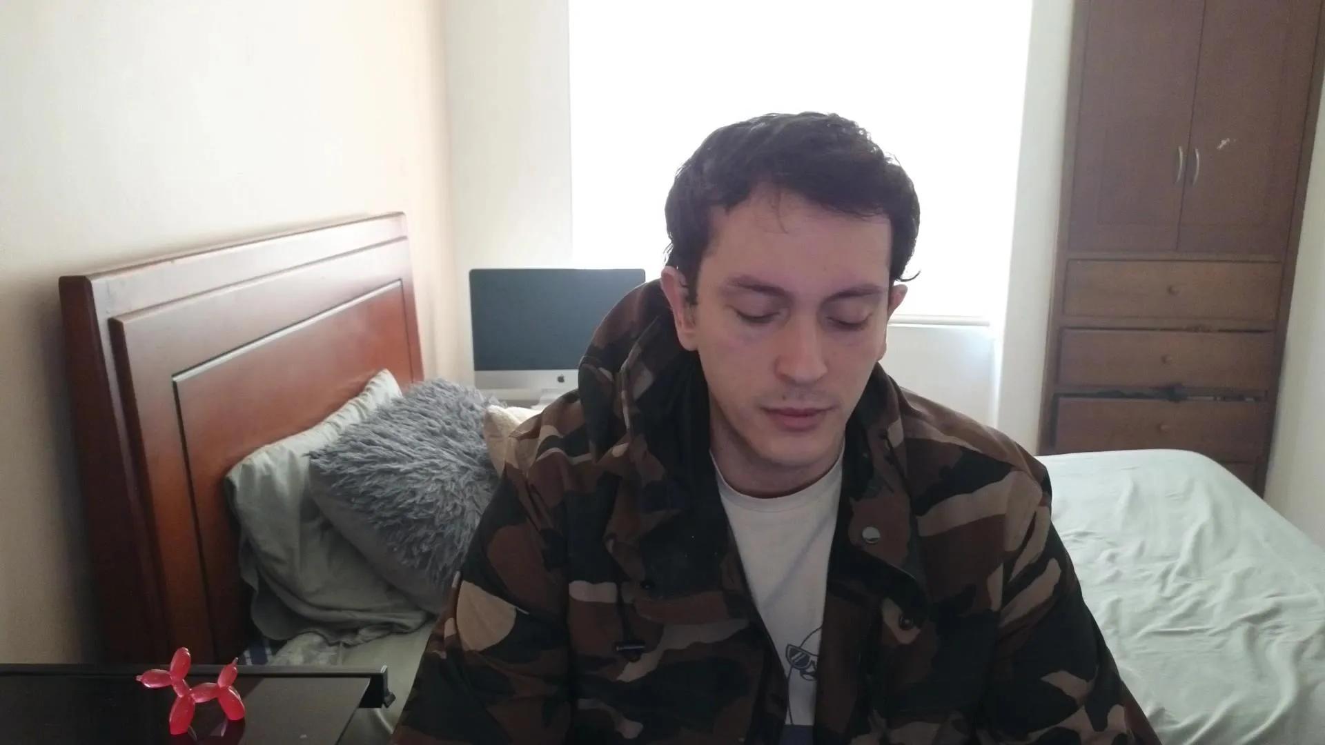 Freechat Serguioguecha33 on Cam4