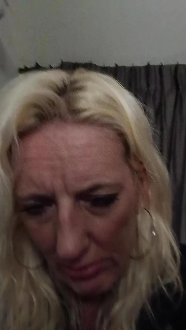 Offline Sexy_meid1 on Cam4