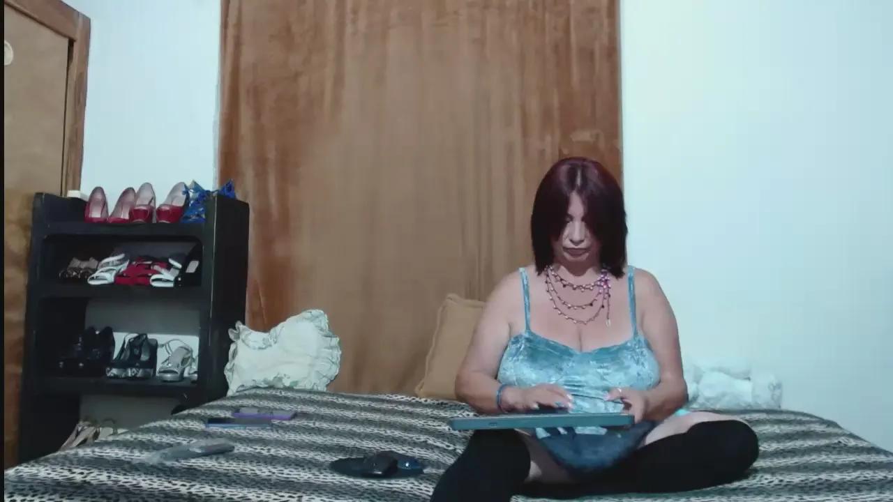 Offline sharonstonne_66 on Cam4