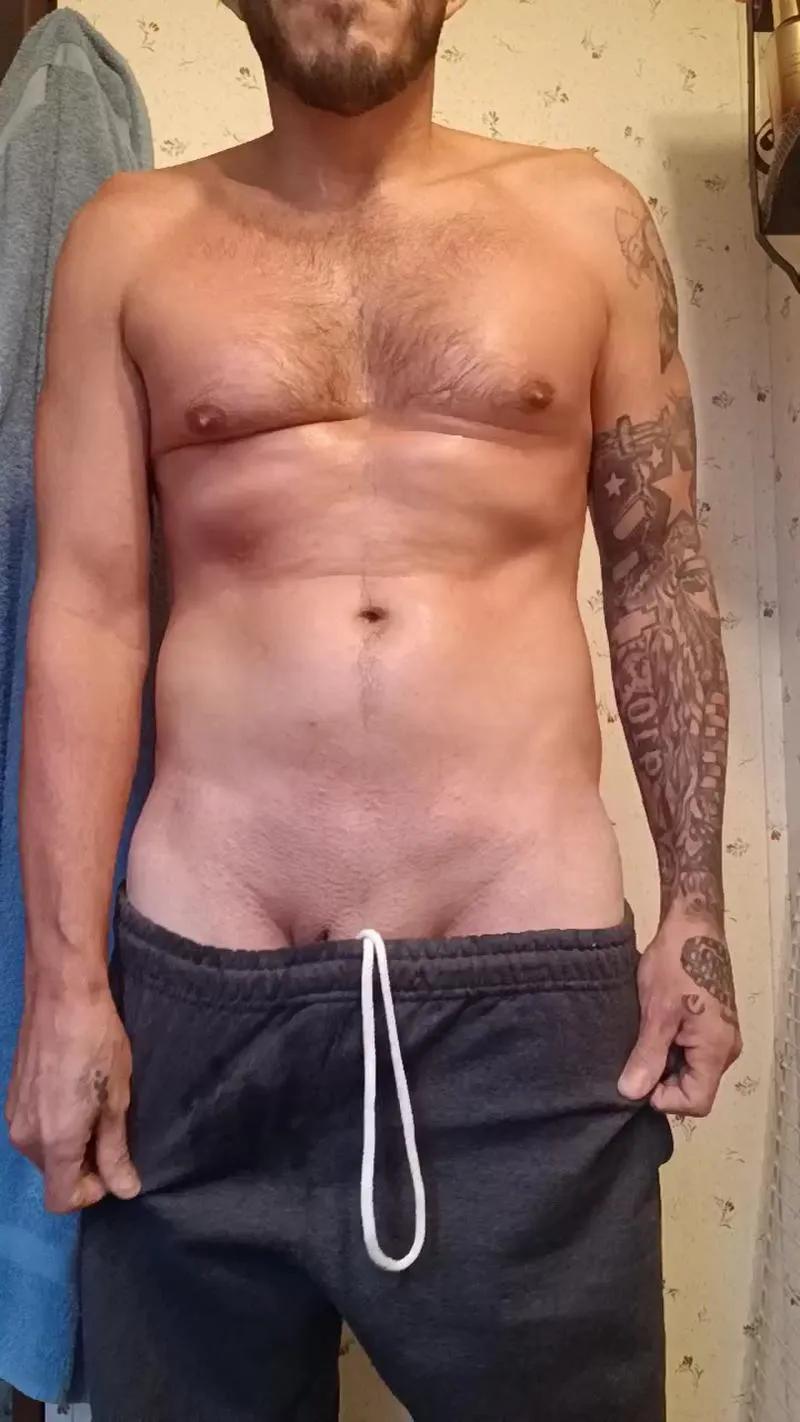 Offline ShOwTiMeNuDe on Cam4