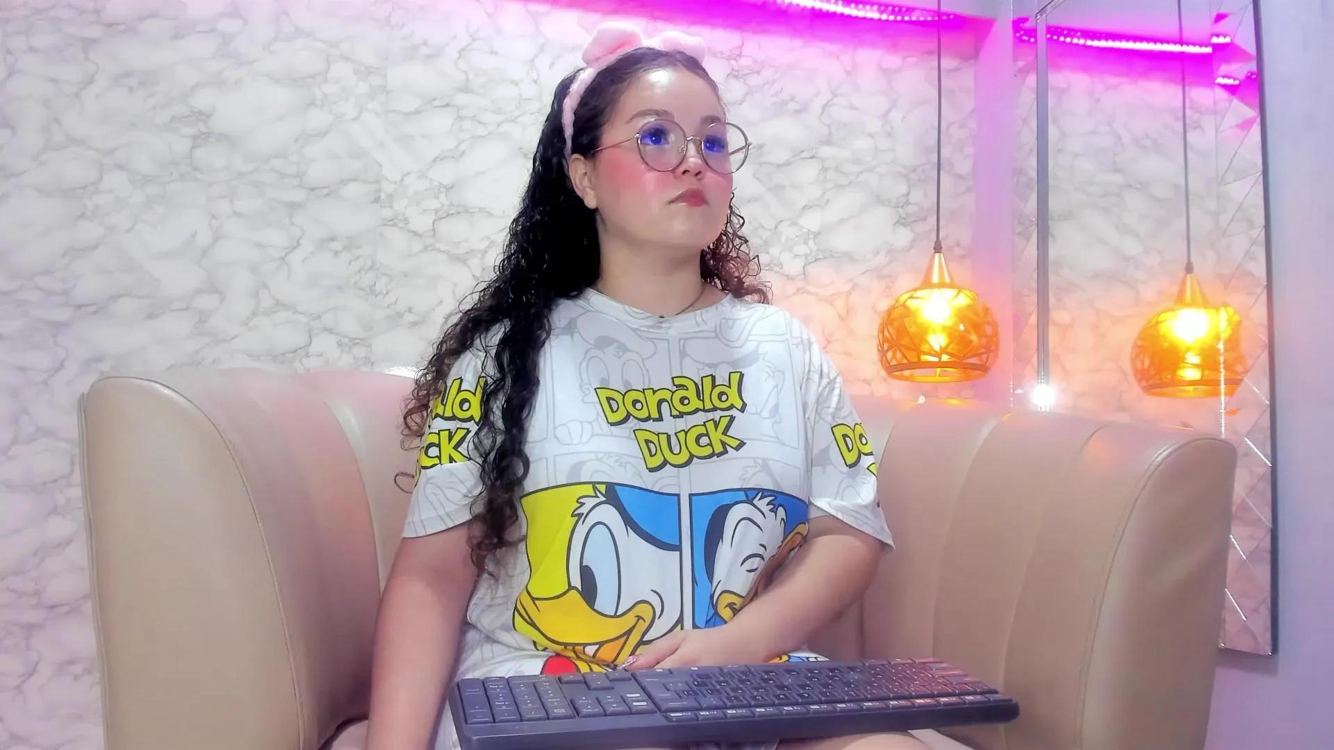 Offline ShylySweet on Cam4