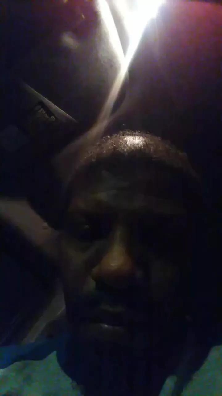 Freechat Silkworm_Piper on Cam4